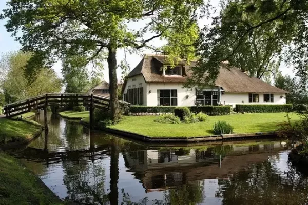 荷兰唯美小镇羊角村