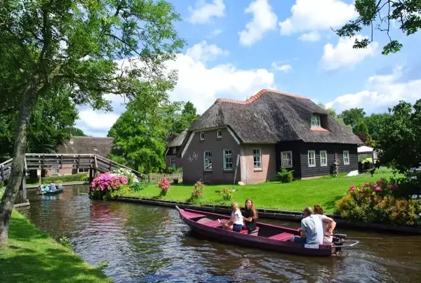 荷兰唯美小镇羊角村